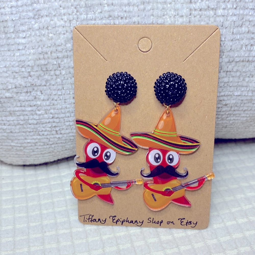 Fiesta chili pepper black Beaded Earrings New with tags